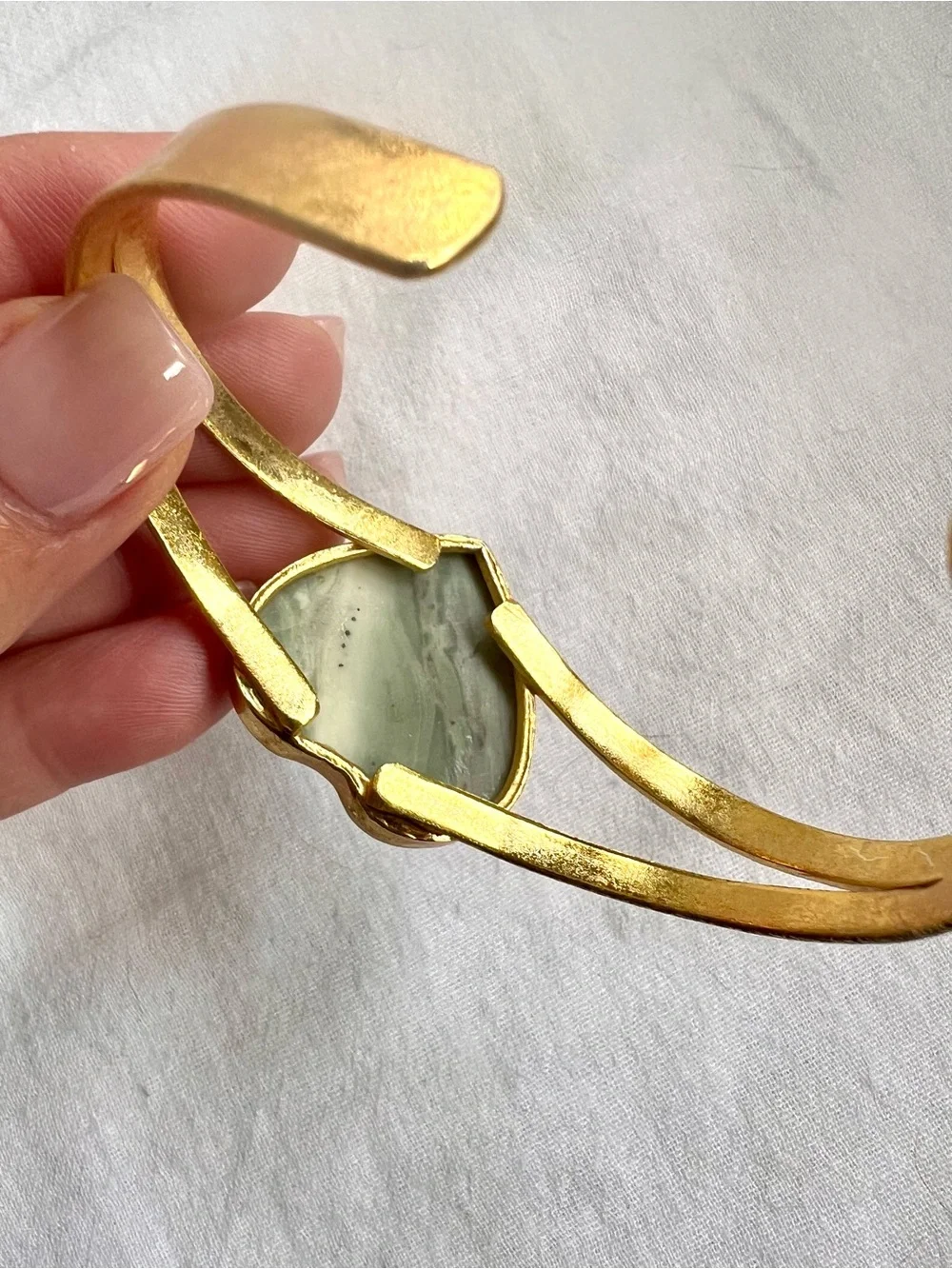 N/A gold overlay